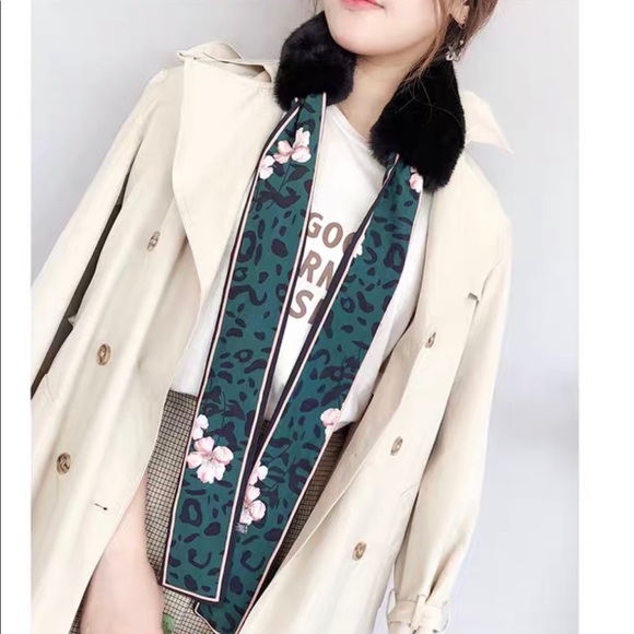 Vintage Style Faux Fur Scarf - Picture 8 of 10